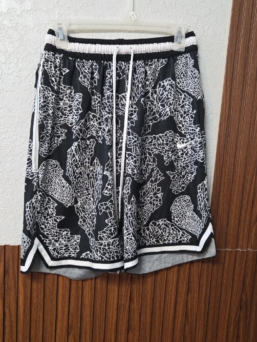 Nike Dri-FIT DNA AOP Geometric Grid Basketball Shorts Black White